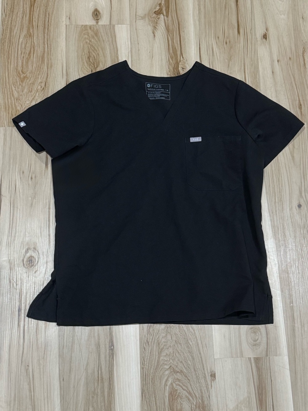 Figs Technical Collection Black Scrub Top Women’s XL